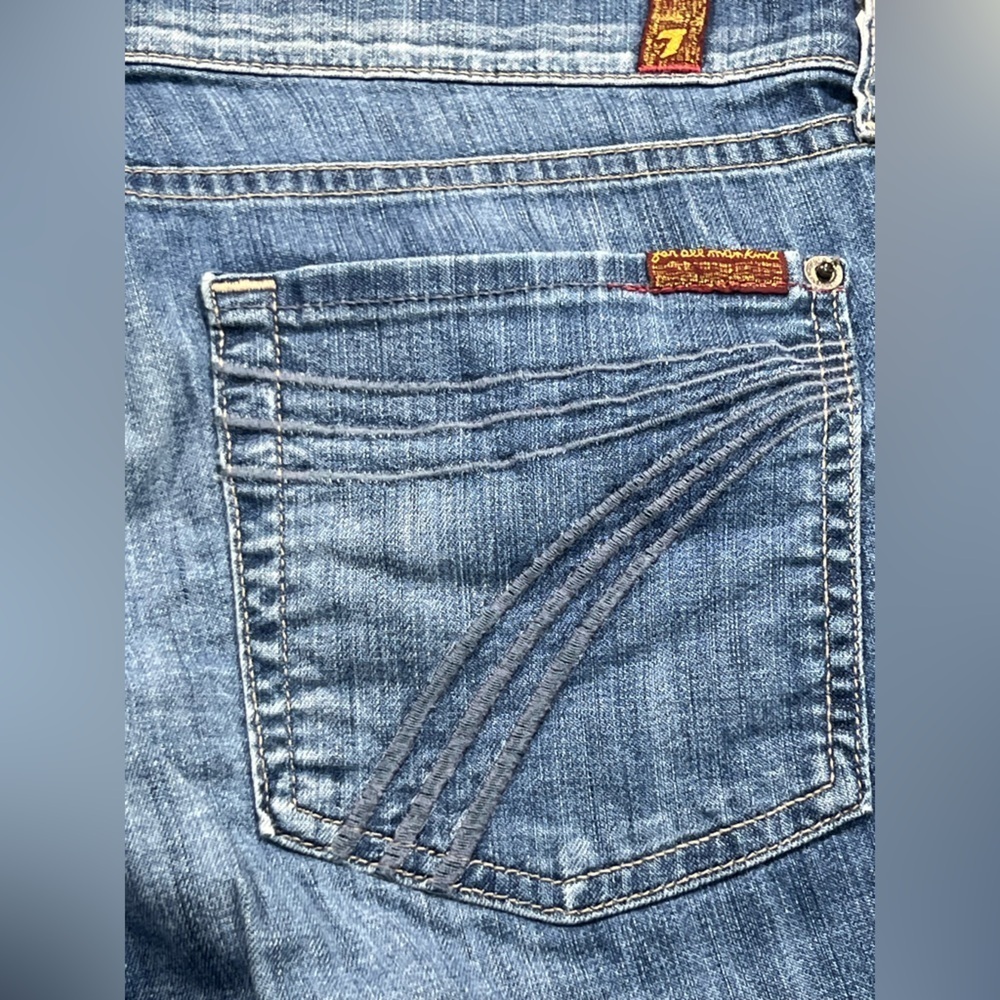 7 for All Mankind Blue Denim Bermuda Shorts Women’s Casual Jean Short size 31 - Picture 7 of 7